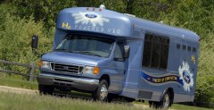 Ford E-450 - autobus o napdzie wodorowym