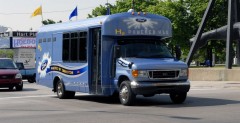 Ford E-450 - autobus o napdzie wodorowym