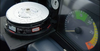 Unia Europejska przygotowuje nowe tachografy, których nie da się...