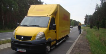 Kurierski samochód dostawczy, który ważył 9950 kg...