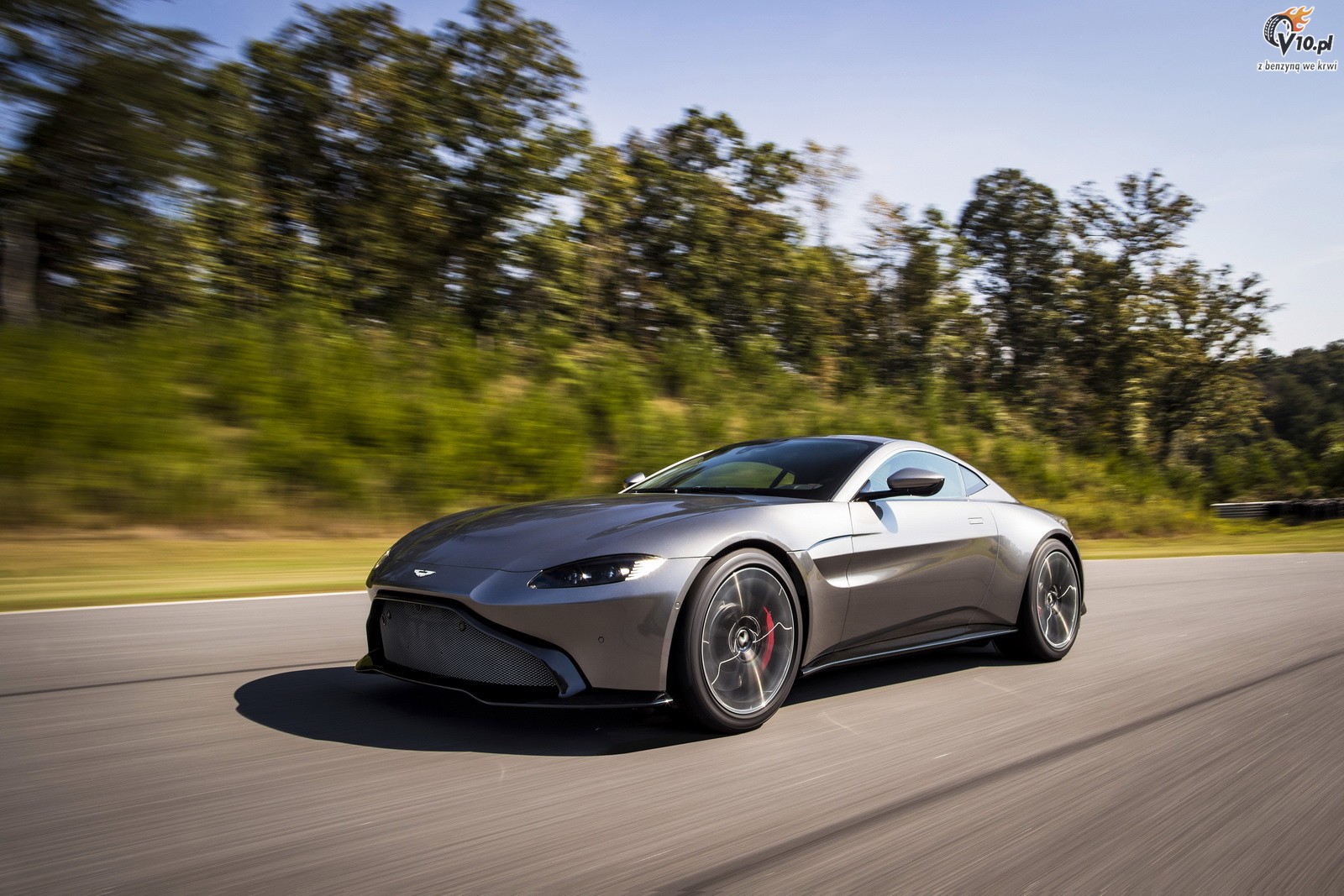 Aston Martin Vantage