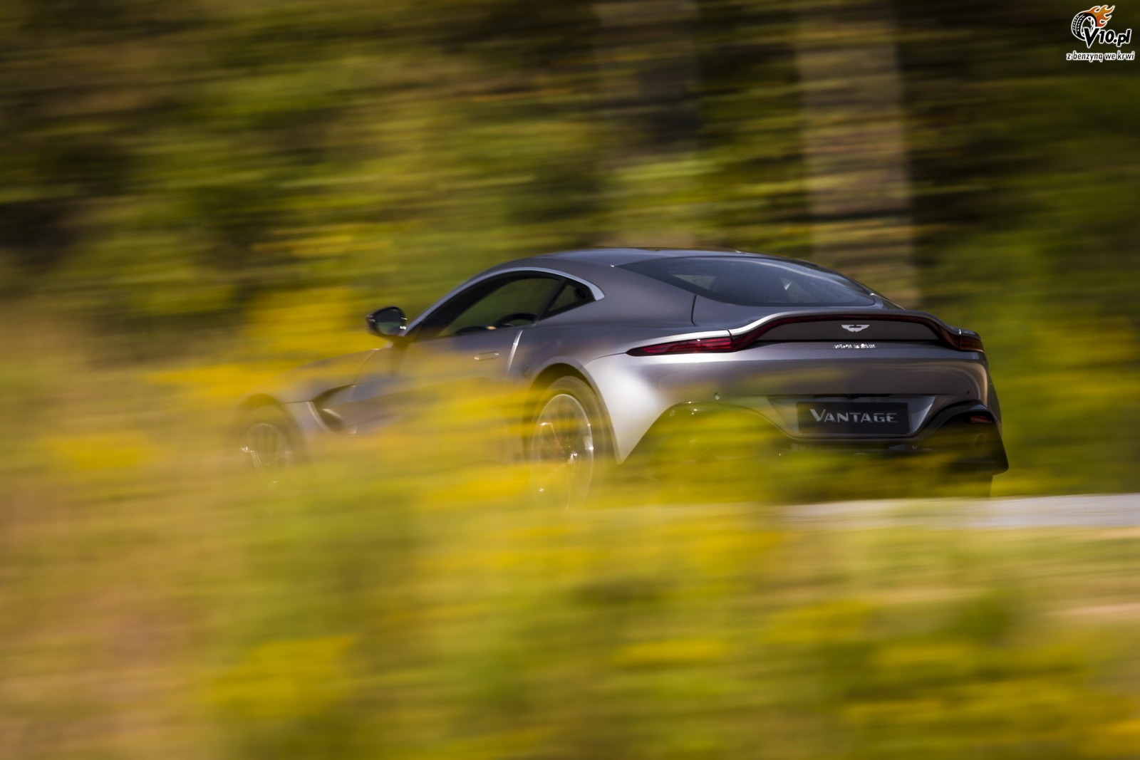 Aston Martin Vantage