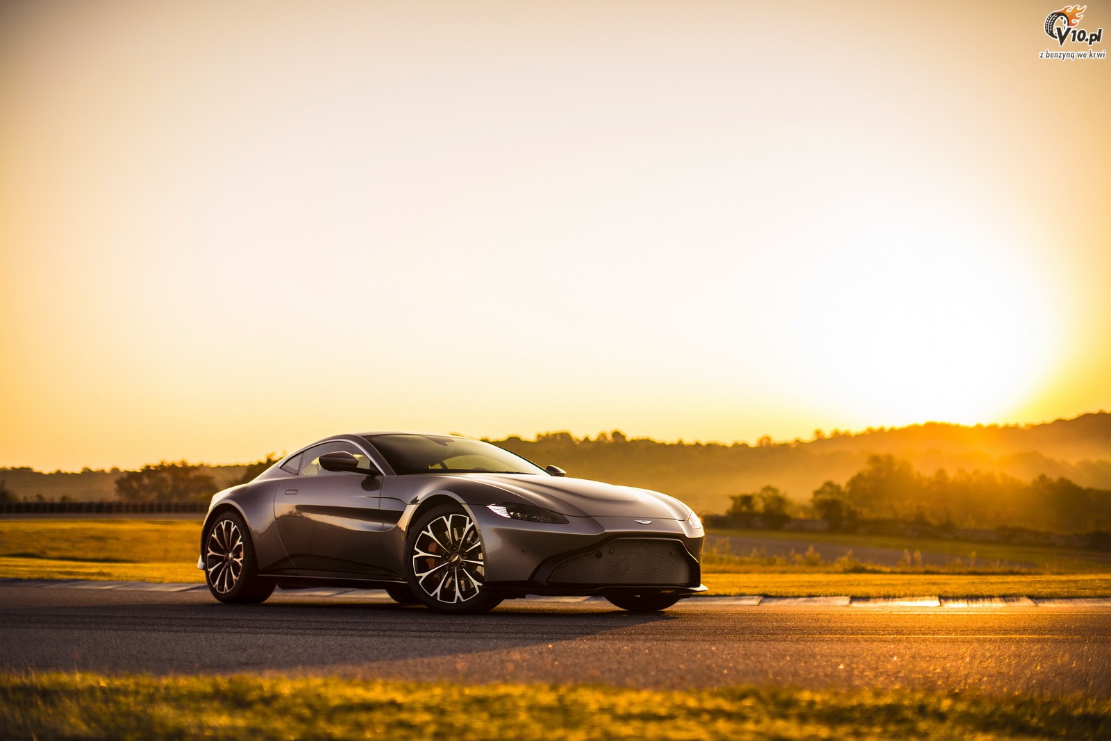 Aston Martin Vantage