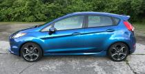 Ford Fiesta RS w efektownym bkicie