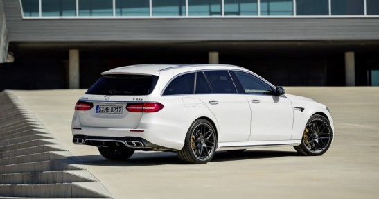 Mercedes AMG E63 S Wagon - kombi na sterydach