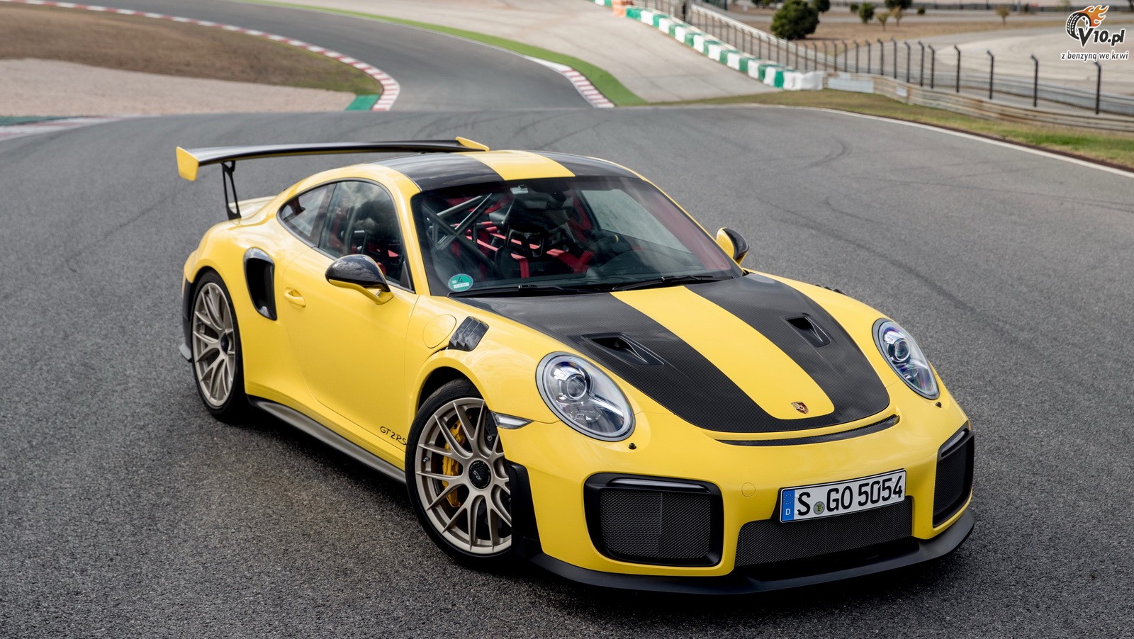 Porsche 911 GT2 RS