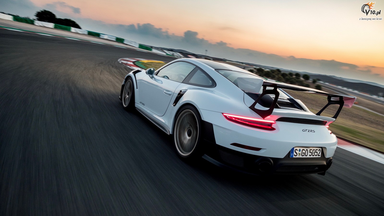 Porsche 911 GT2 RS