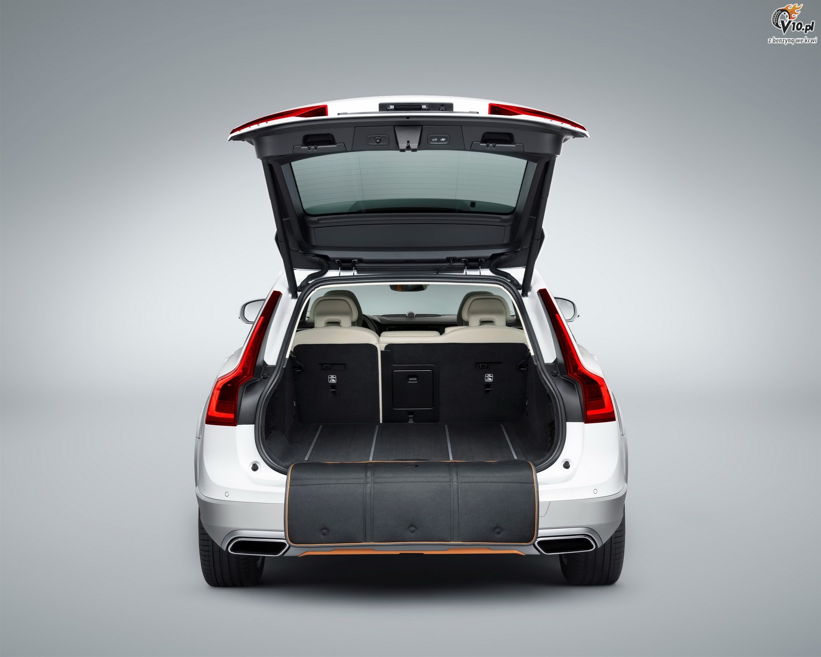 Volvo V90 Cross Country w wersji Ocean Race