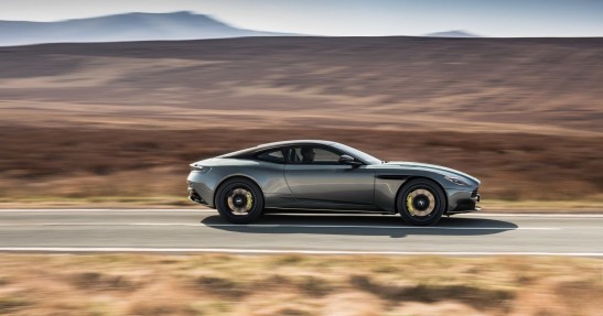 Aston Martin DB11 AMR