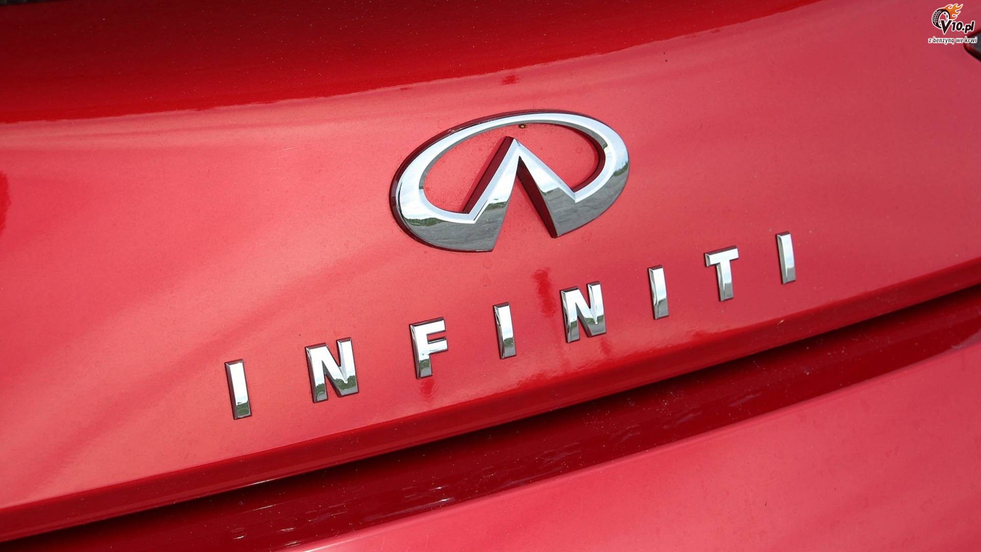 Infiniti Q60 Red Sport 400