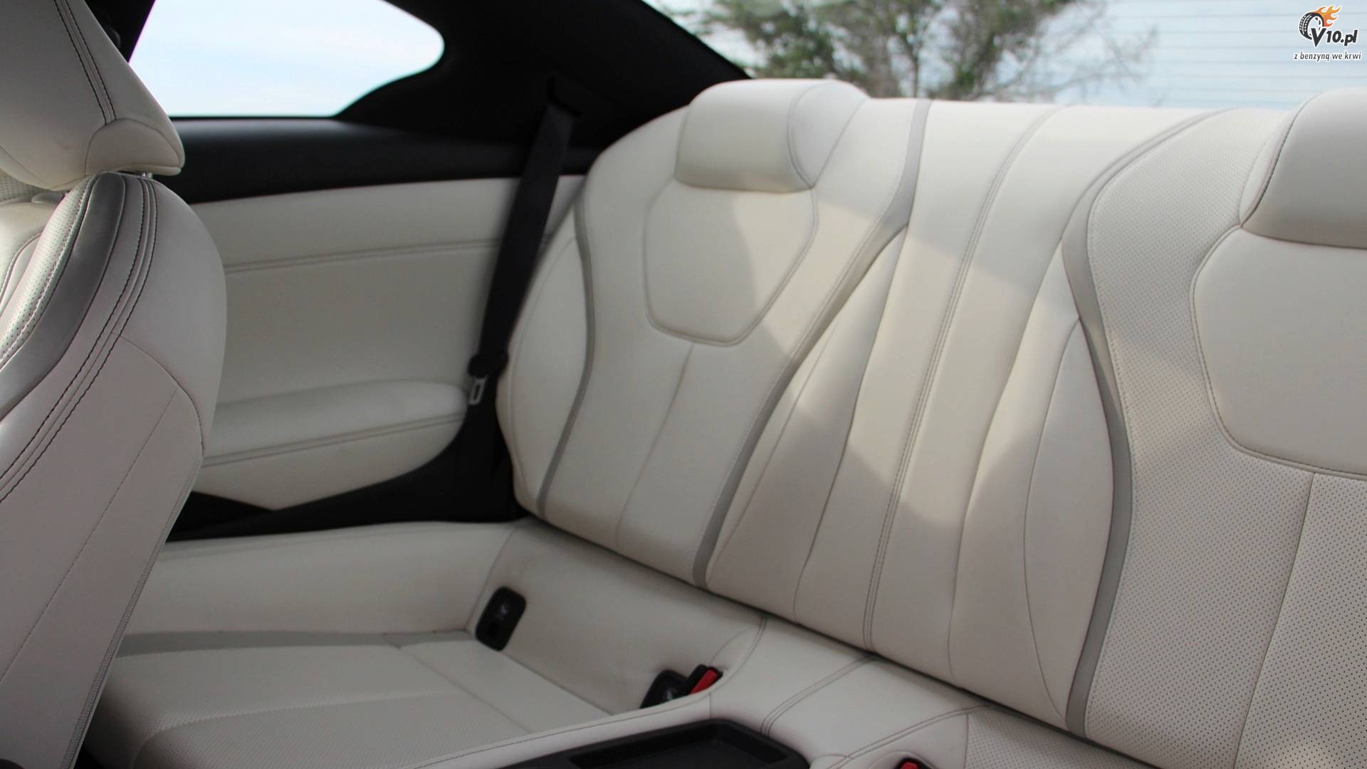 Infiniti Q60 Red Sport 400