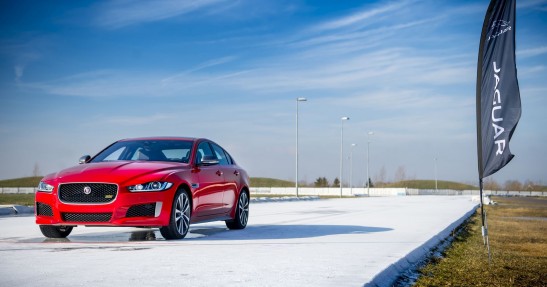 Jaguar XE 300 Sport