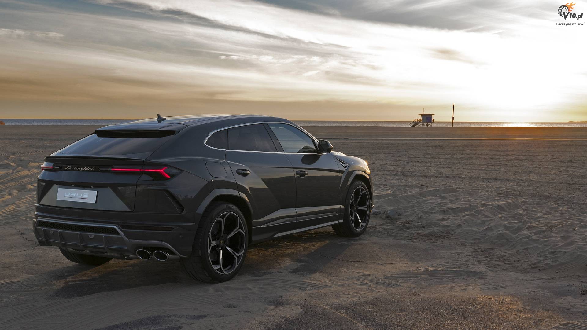 Lamborghini Urus World Tour