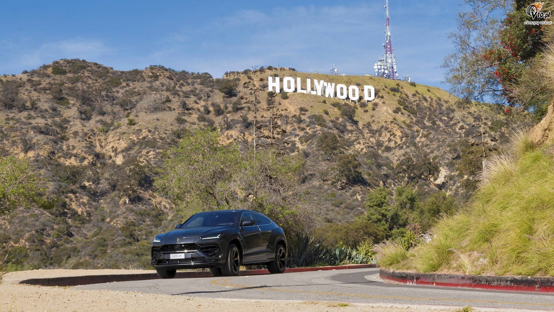 Lamborghini Urus World Tour