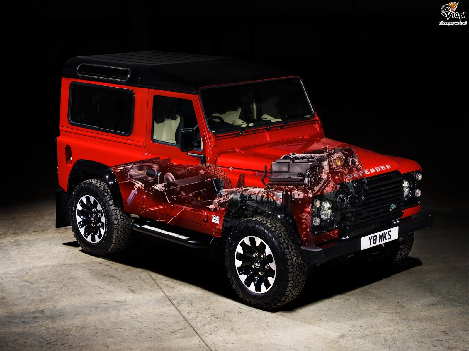 Land Rover Defender w edycji Works V8