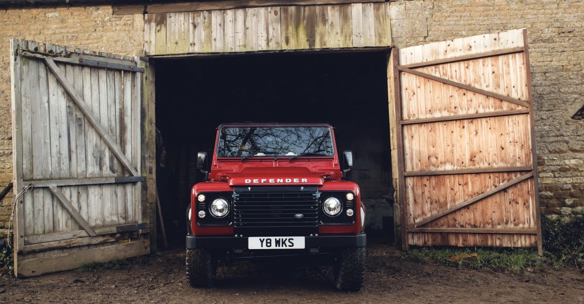 Land Rover Defender Works V8