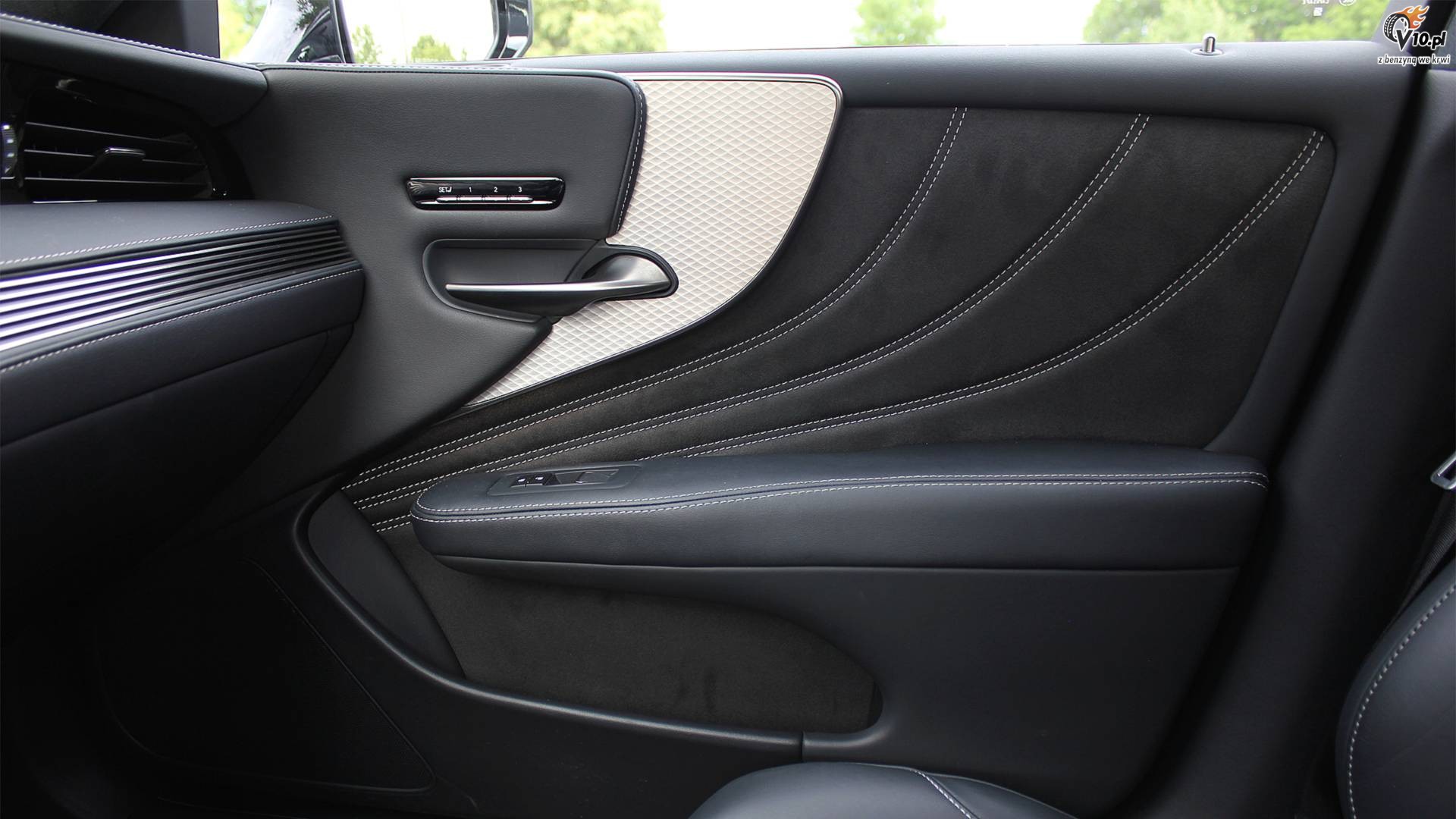 Lexus LS 500 F Sport