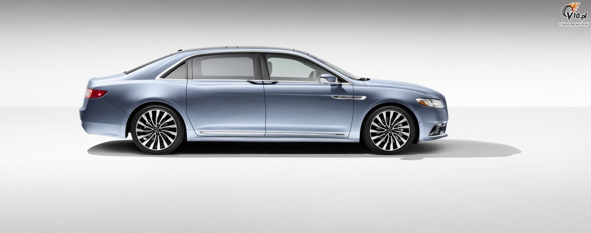 Lincoln Continental 80th Anniversary Coach Door Edition