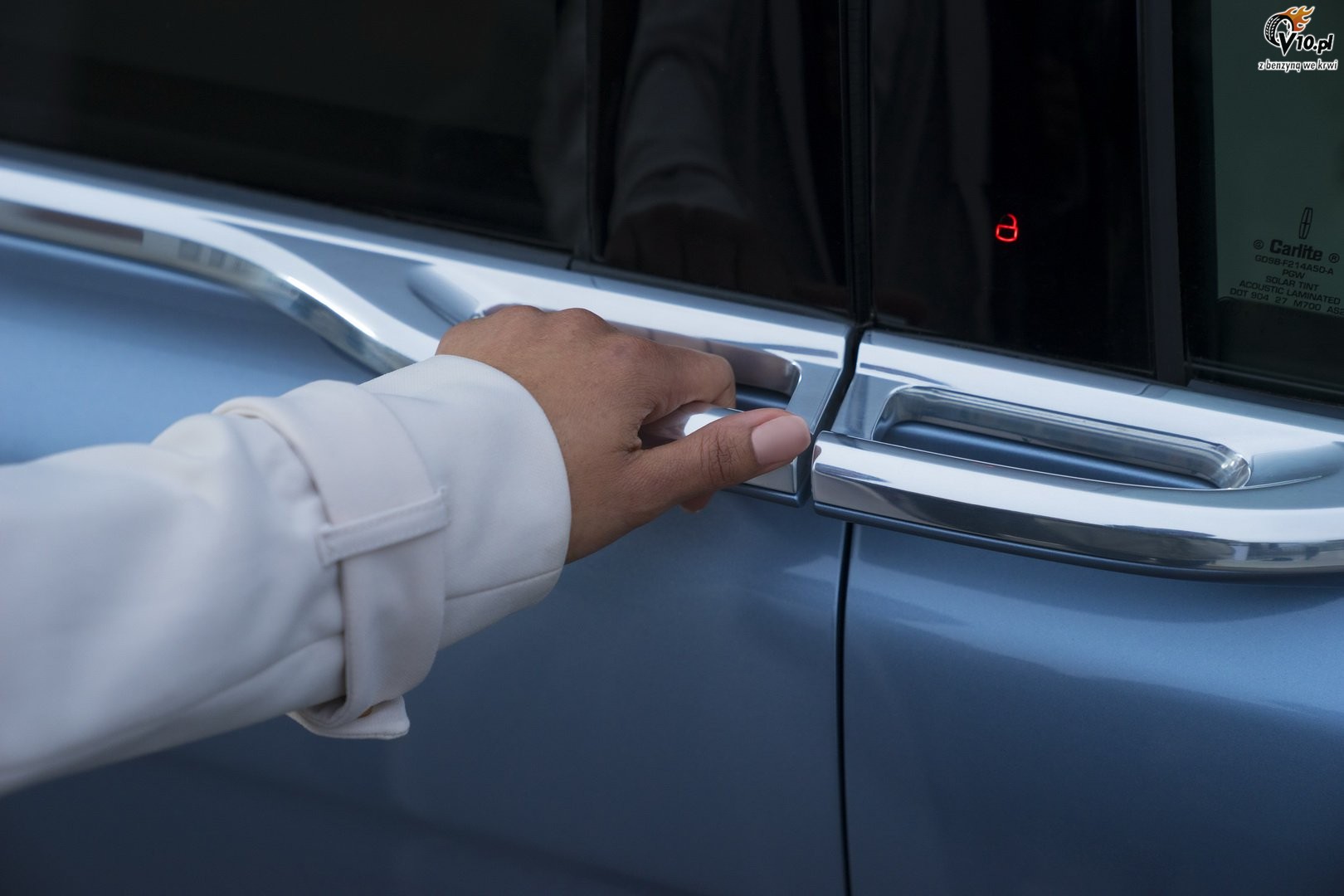 Lincoln Continental 80th Anniversary Coach Door Edition