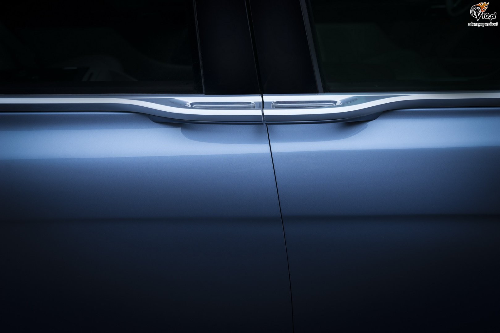 Lincoln Continental 80th Anniversary Coach Door Edition