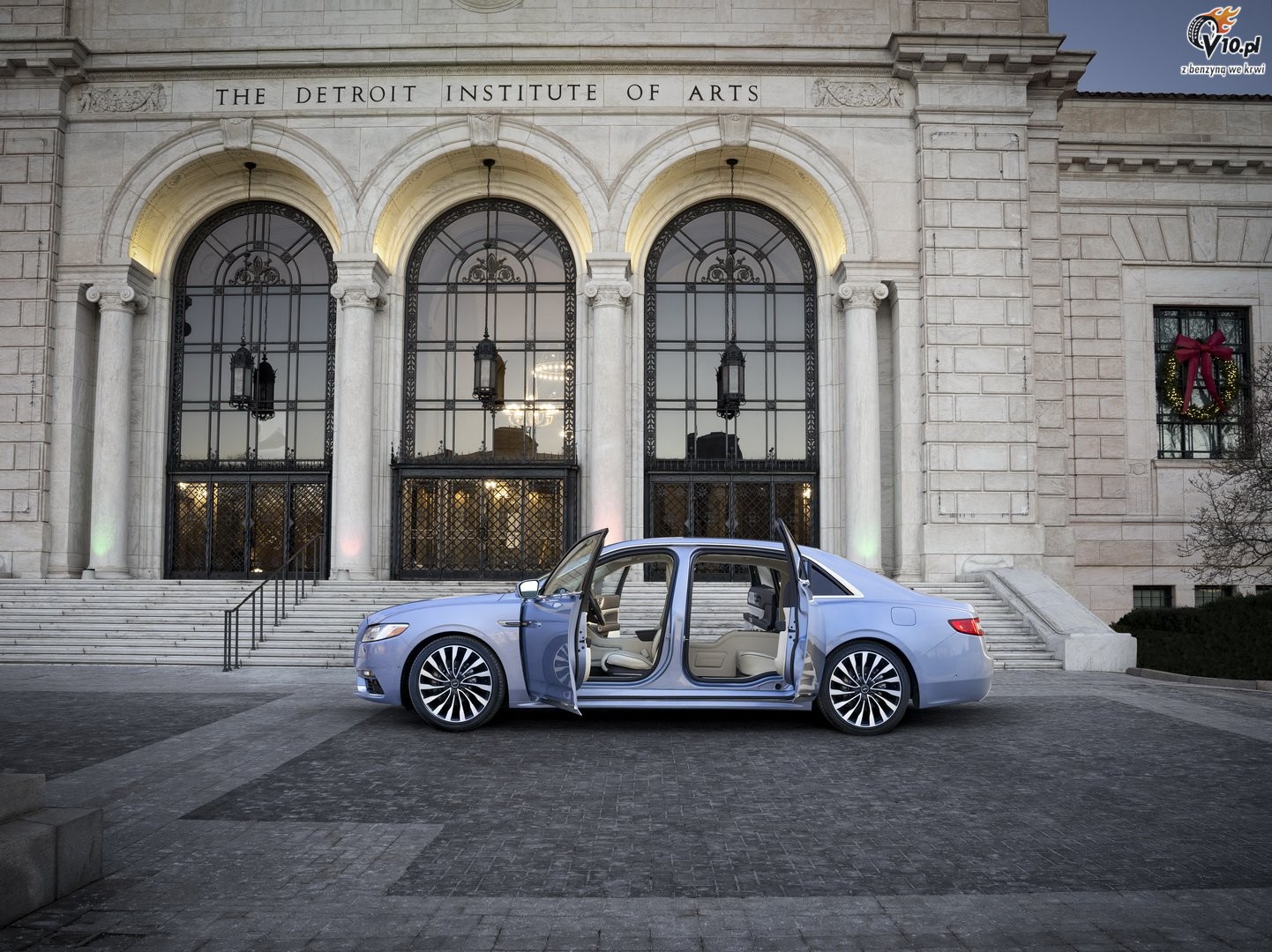 Lincoln Continental 80th Anniversary Coach Door Edition