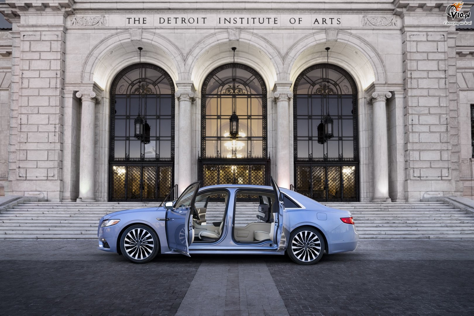 Lincoln Continental 80th Anniversary Coach Door Edition