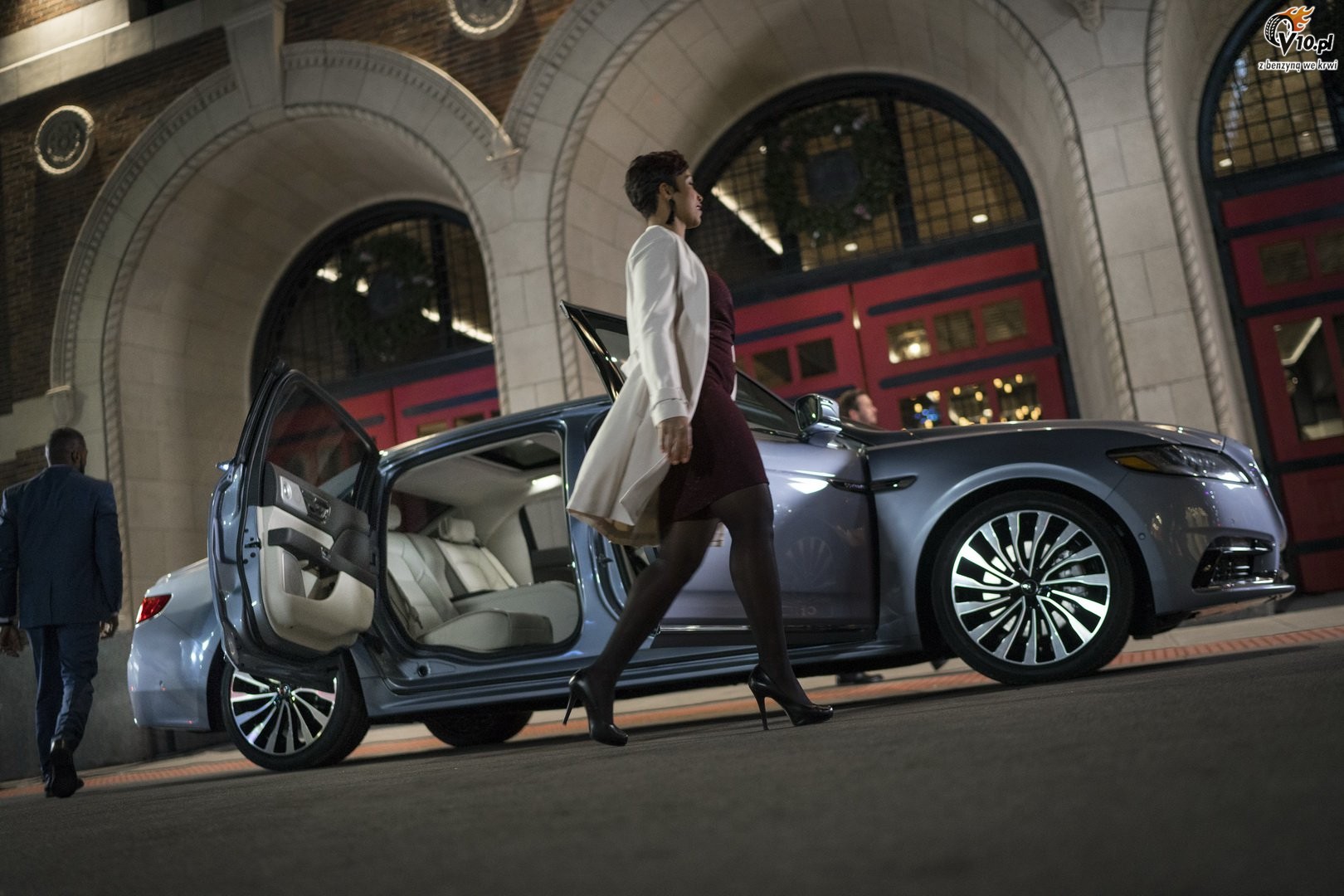 Lincoln Continental 80th Anniversary Coach Door Edition