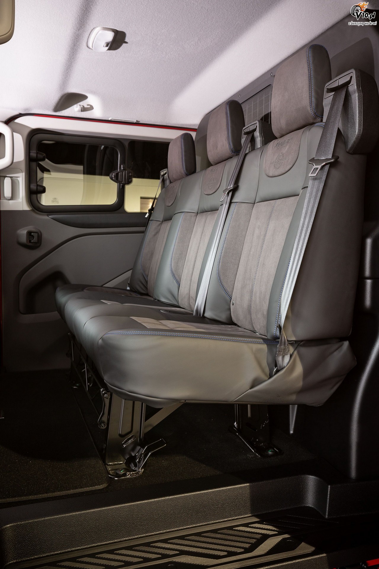 MS-RT Ford Transit Custom