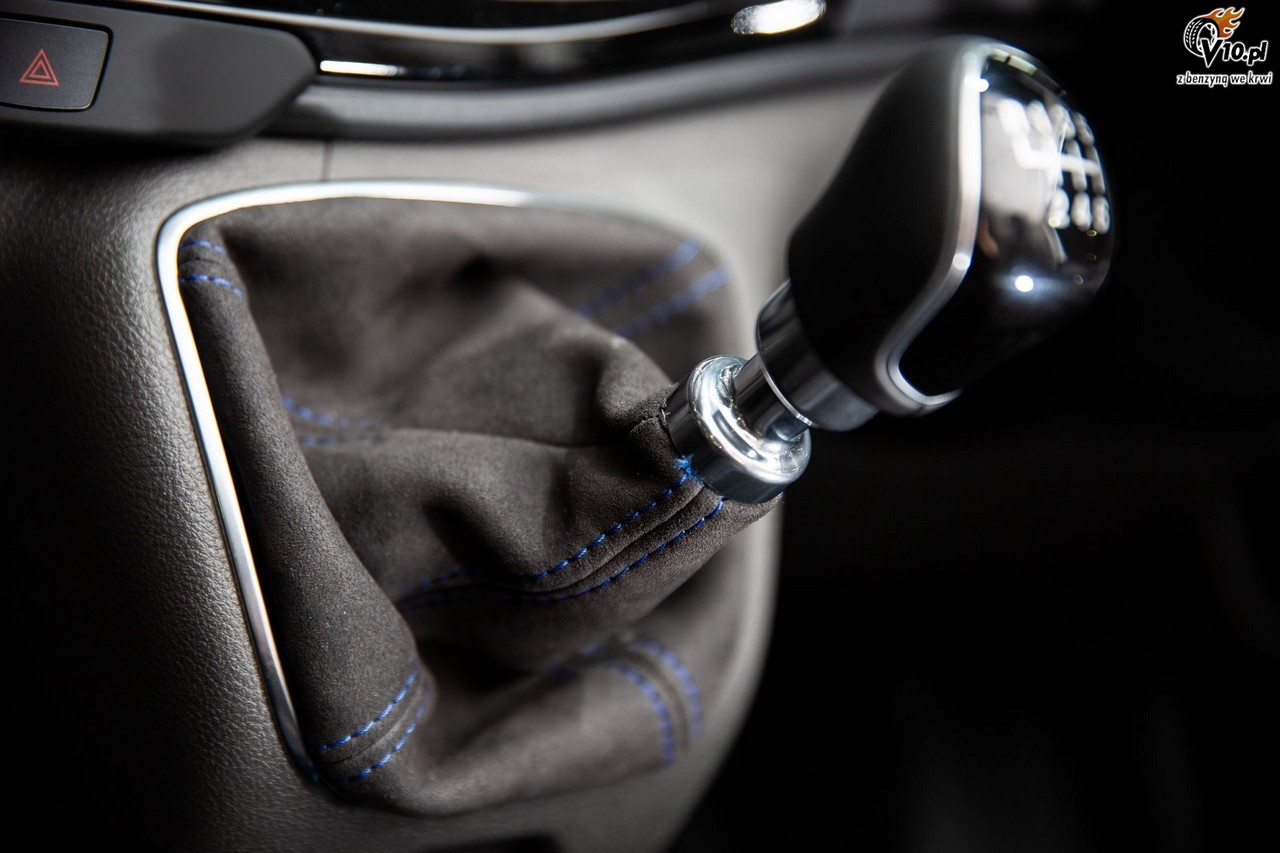 MS-RT Ford Transit Custom