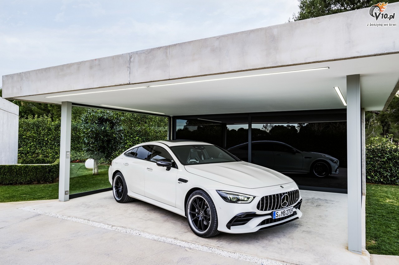 Mercedes-AMG GT 4-Door Coupe