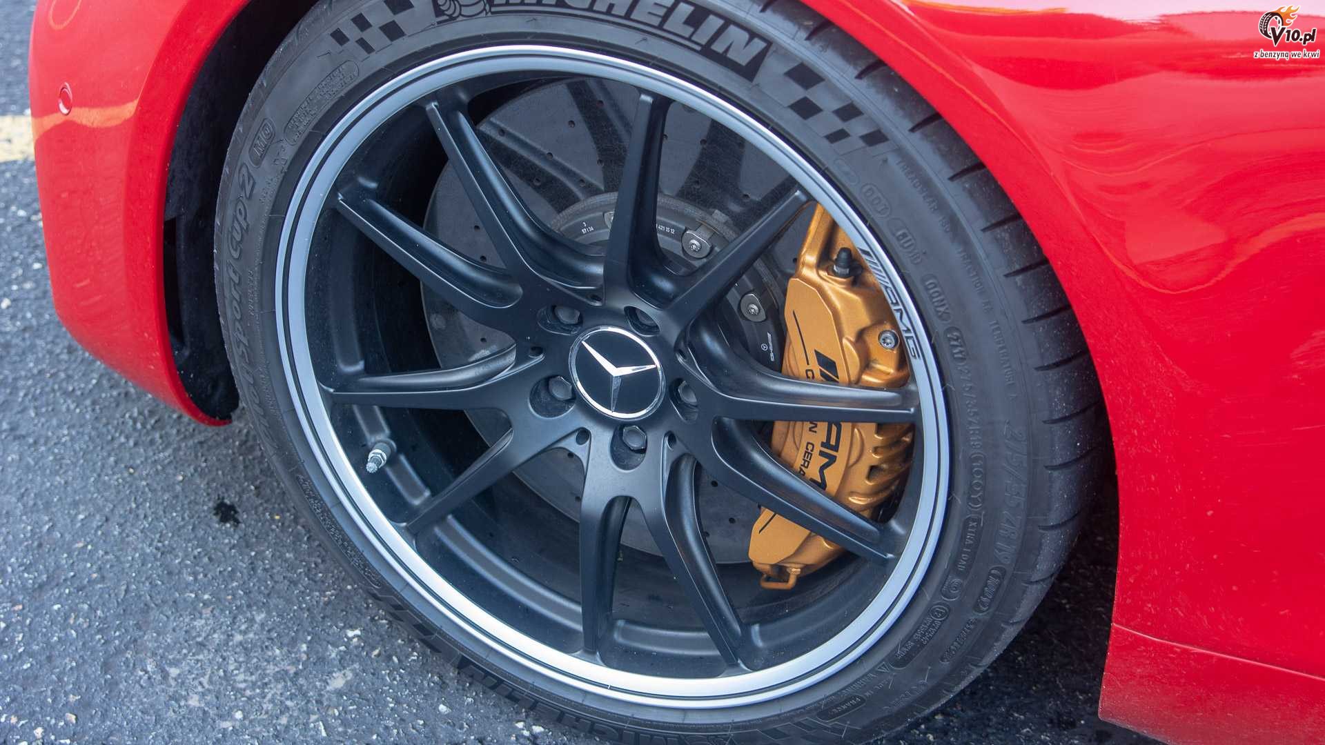 Mercedes AMG GT R