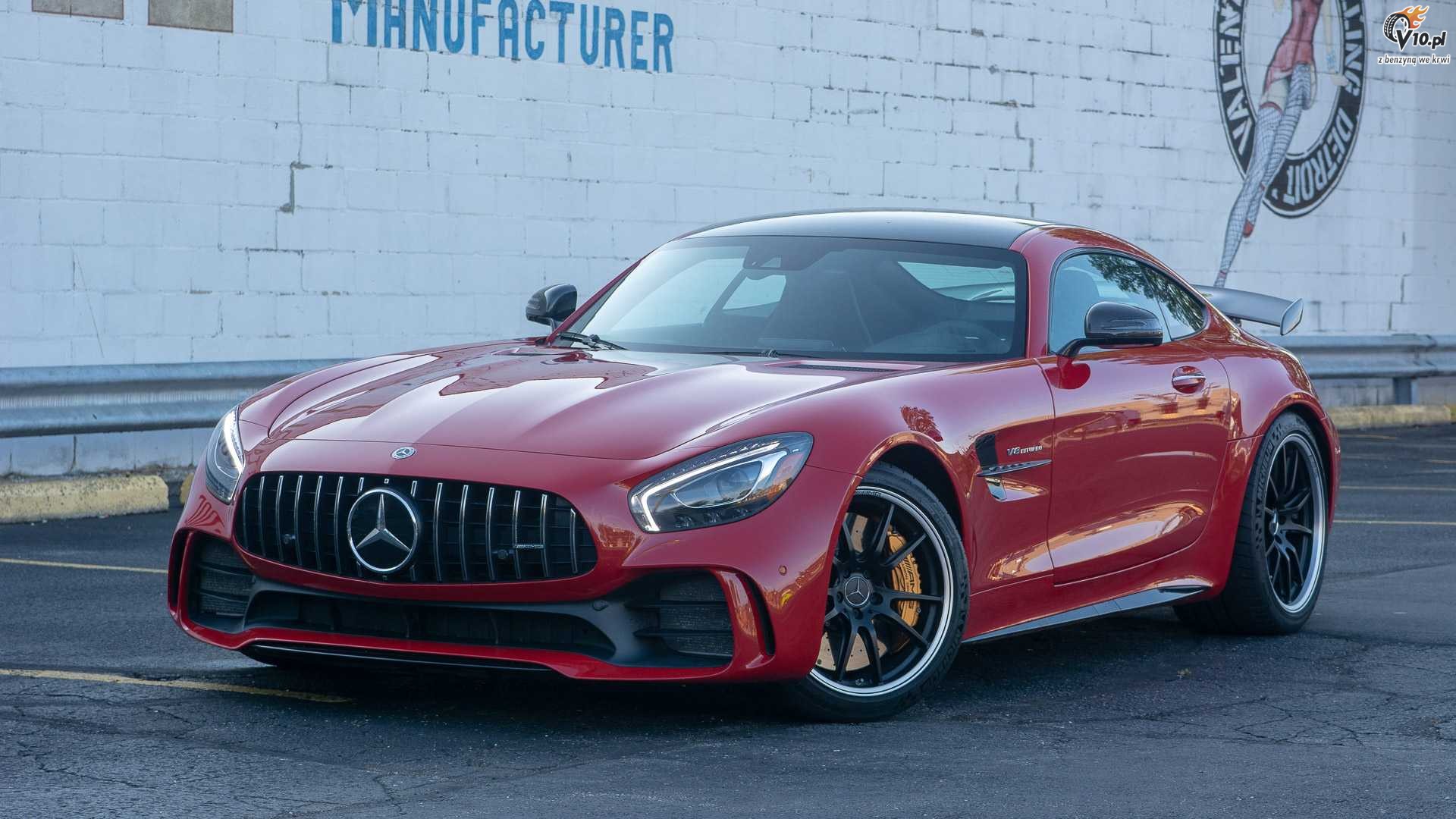 Mercedes AMG GT R