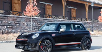 Mini JCW Knights Edition - specjalna wersja zmierza do Los Angeles
