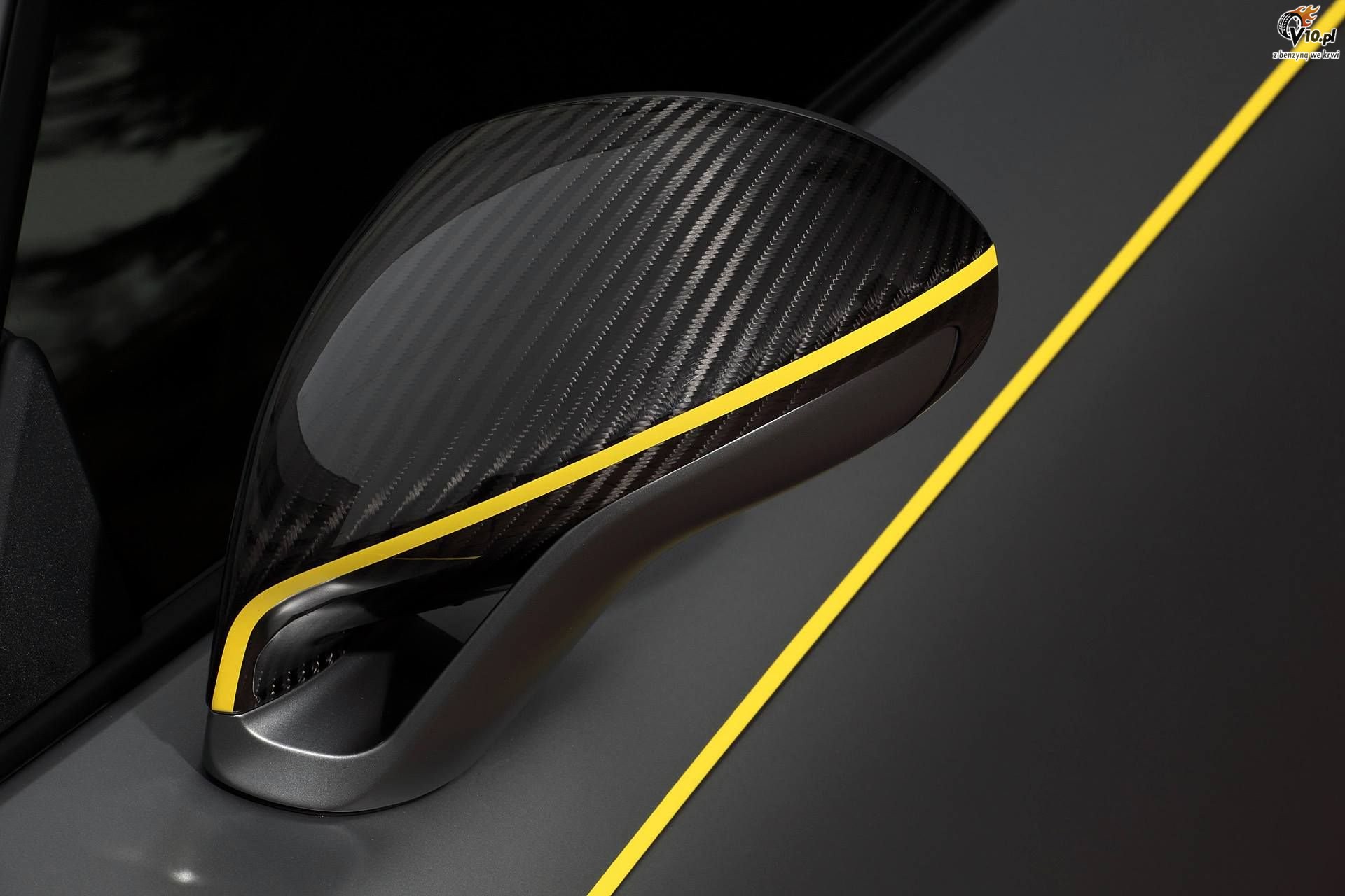 Porsche 911 Turbo Stinger GTR
