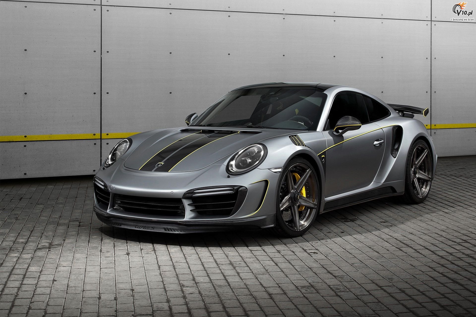 Porsche 911 Turbo Stinger GTR