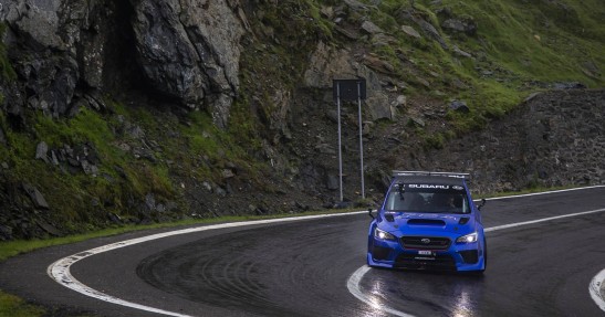 Subaru na Drodze Transfogarskiej