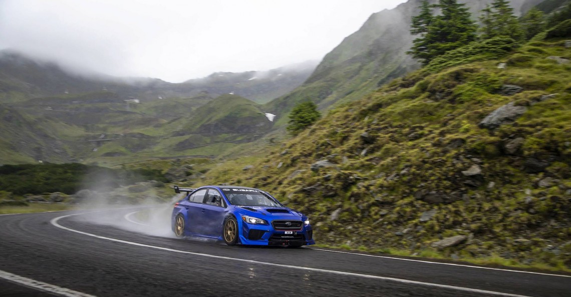 Subaru na Drodze Transfogarskiej