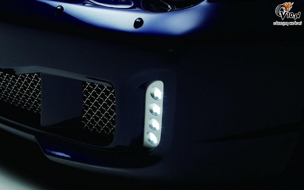 Jaguar XJ X350 Black Bison