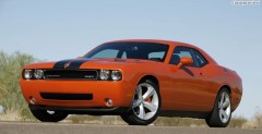 Dodge Challenger SRT8