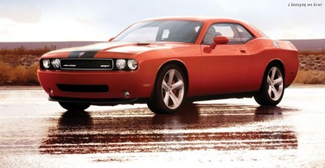 Dodge Challneger SRT-8