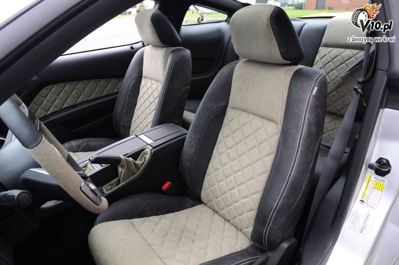 Ford Mustang AV X10