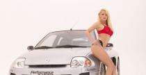 Zdenka Podkapova i Renault Clio V6