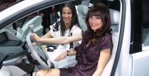 Dziewczyny laski hostessy na Geneva Motor Show 2010