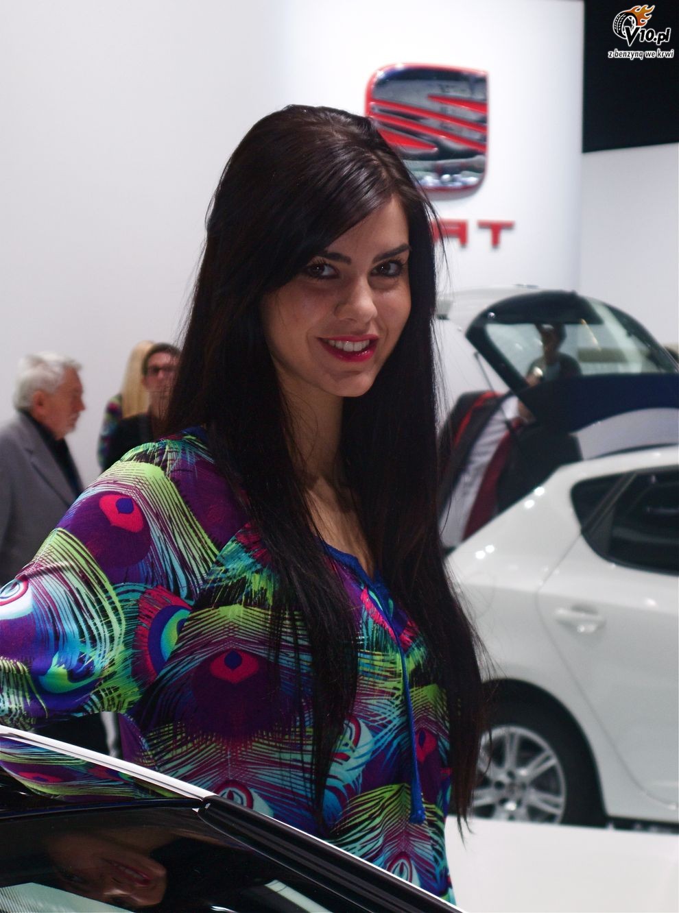 Dziewczyny laski hostessy na Geneva Motor Show 2010