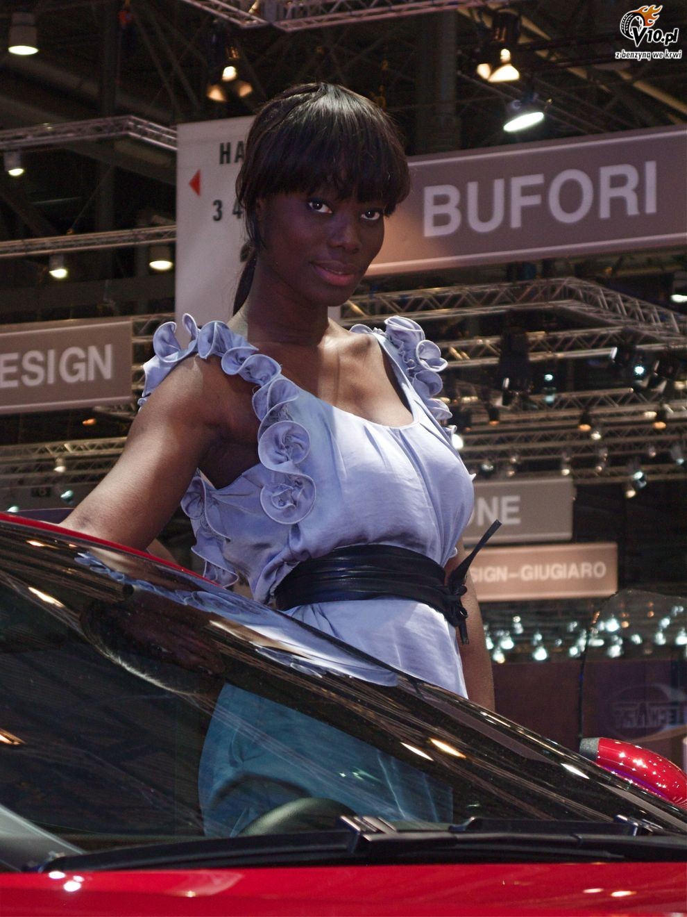 Dziewczyny laski hostessy na Geneva Motor Show 2010