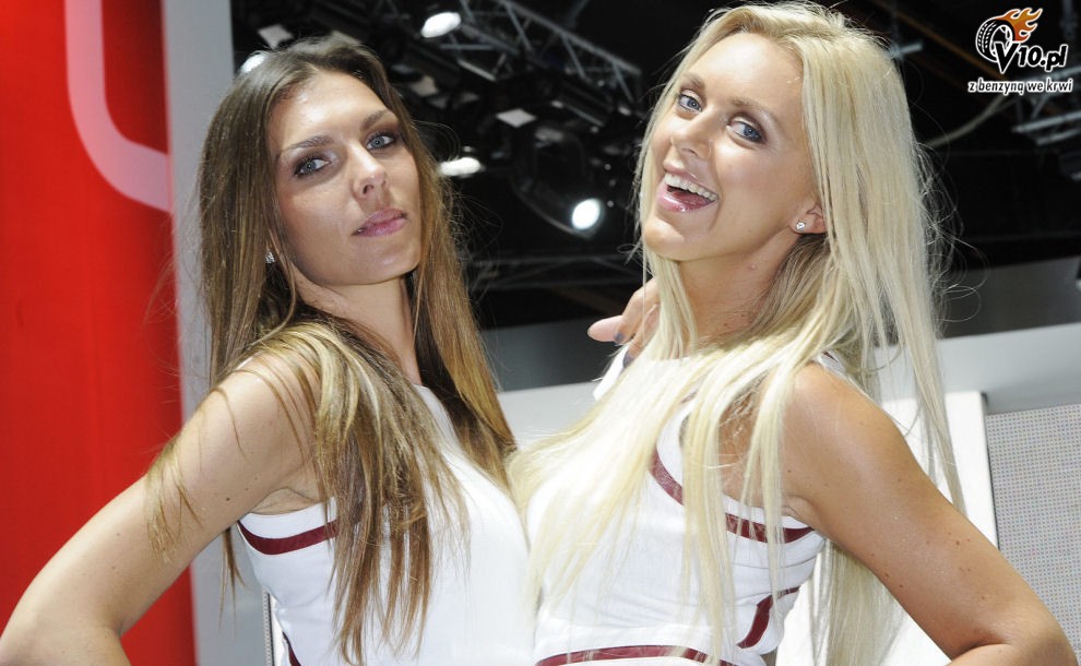 Hostessy na Frankfurt Motor Show 2011
