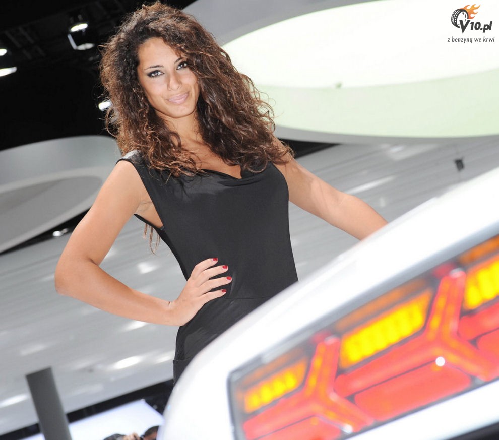 Hostessy na Frankfurt Motor Show 2011