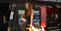 Dziewczyny Paris Motor Show 2012