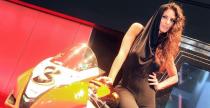 Dziewczyny Paris Motor Show 2012