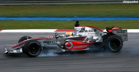 Lewis Hamilton liczy na dobry wyst�p w Malezji